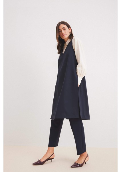 Regular Fit V Yaka Basic Düz Uzun Cepli Süveter E1340AX25SP