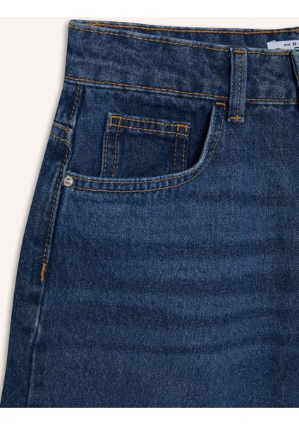 Mom Fit Yüksek Bel Paçası Katlamalı Fit Jean Şort E0924AX25SM