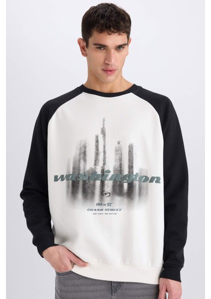 Oversize Geniş Kalıp Bisiklet Yaka Baskılı Sweatshirt D6997AX25SP