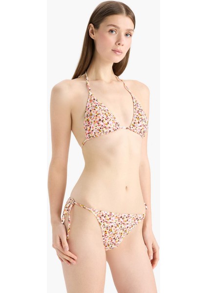Regular Fit Çiçekli Bürümcük Bağcıklı Bikini Altı-Fall in Love E2577AX25SM