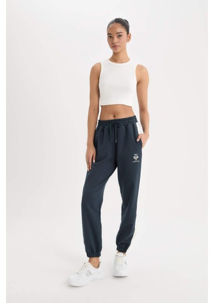 Fit Standart Fit Sporcu Jogger İnce Eşofman Altı Beli Bağcıklı Cepli Baskılı D7138AX25SP