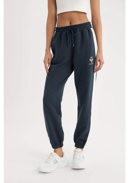 Fit Standart Fit Sporcu Jogger İnce Eşofman Altı Beli Bağcıklı Cepli Baskılı D7138AX25SP