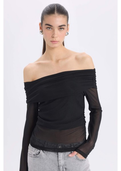 Slim Fit Dar Kesim Omzu Açık Tül Uzun Kollu Tişört E2368AX24WN