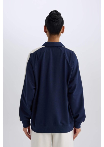 Fit Oversize Geniş Kalıp Polo Yaka Baskılı Sporcu Sweatshirt D7131AX25SP