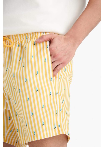 Çizgili File Astarlı Kısa Boy Deniz Şortu E0950AX25HS
