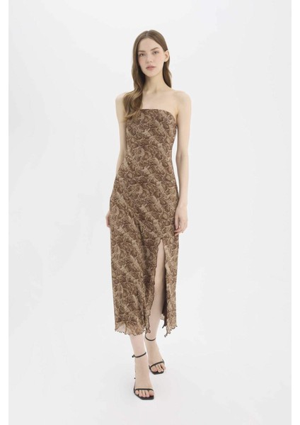 A Kesim Straplez Desenli Tül Yırtmaçlı Maxi Abiye Elbise