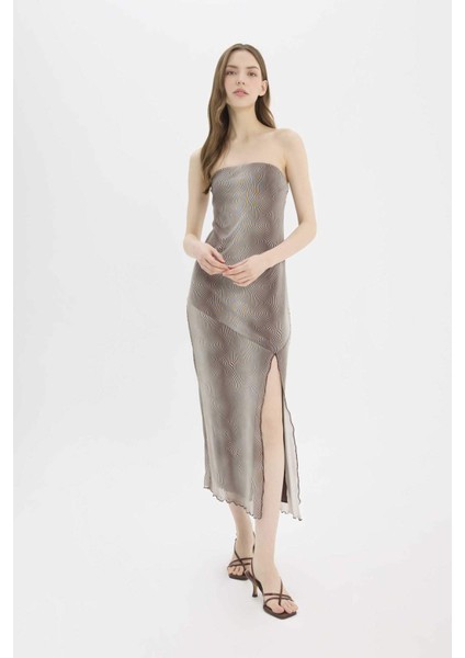 A Kesim Straplez Desenli Tül Yırtmaçlı Maxi Abiye Elbise