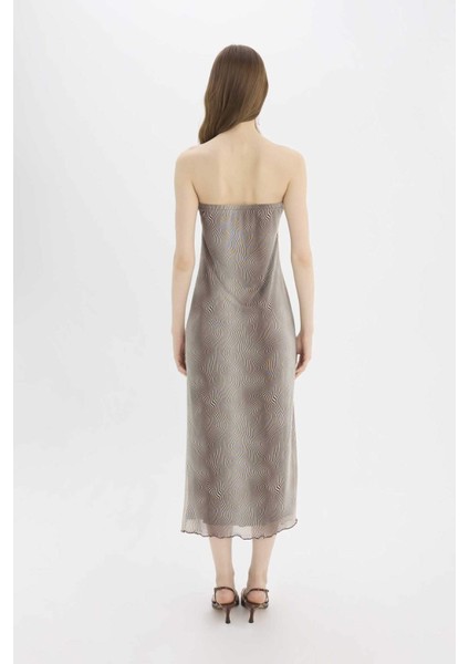 A Kesim Straplez Desenli Tül Yırtmaçlı Maxi Abiye Elbise