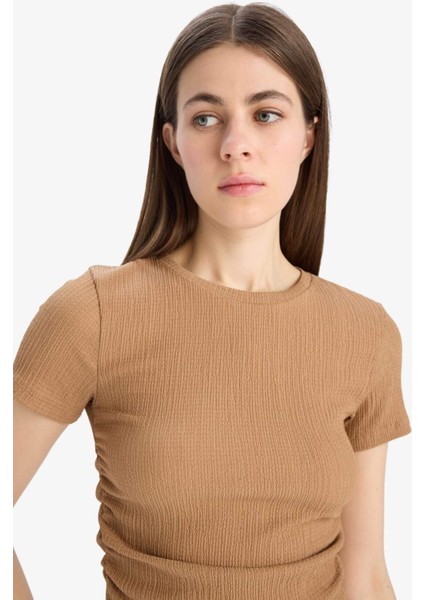 Slim Fit Dar Kesim Bisiklet Yaka Bürümcük Kısa Kollu Tişört E0991AX25SP