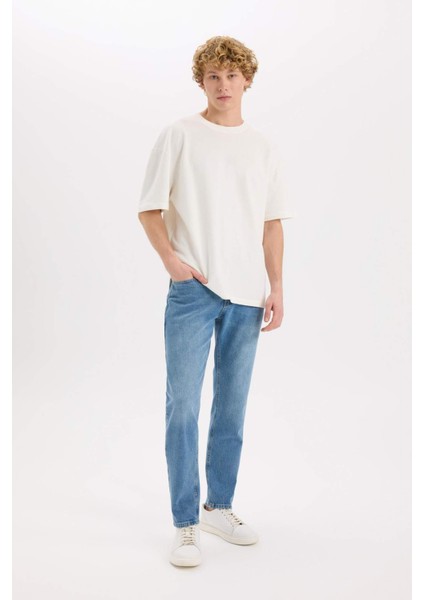 Slim Tapered Fit Dar Kalıp Normal Bel Daralan Paça Jean Pantolon D8745AX25SP