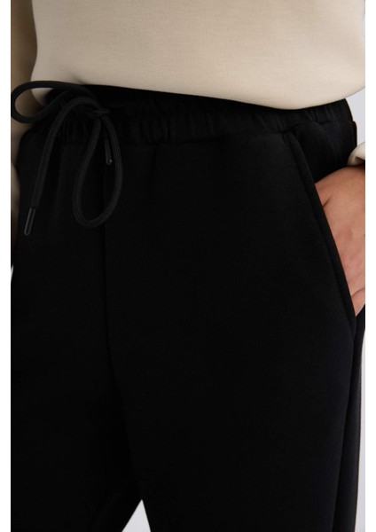 Fit Standart Fit Uzun İnce Jogger Eşofman Altı Cepli Beli Paçası Lastikli E3546AX24WN
