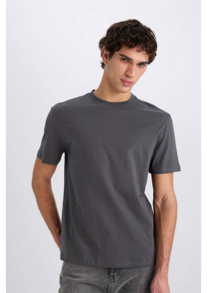 %100 Pamuk New Regular Fit Bisiklet Yaka Basic Düz Kısa Kollu Tişört V7699AZ25SP