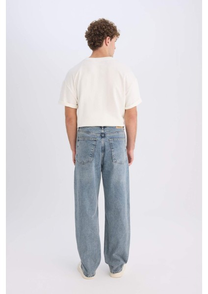 %100 Pamuk Baggy Fit Geniş Kalıp Normal Bel Geniş Paça Jean Yıkamalı Pantolon B3926AX25SP