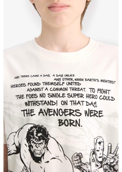 Erkek Çocuk Marvel Avengers Bisiklet Yaka Kısa Kollu Tişört D9569A825SM
