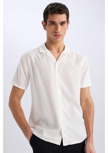 Modern Fit Yazlık Polo Yaka Basic Düz Kısa Kollu Gömlek V8406AZ25SM