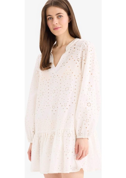 Apaş Yaka Brode Uzun Kollu Mini Plaj Elbisesi-Fall in Love D8734AX25SM