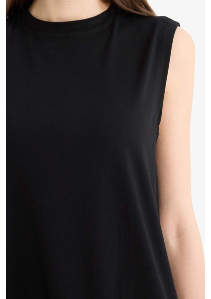 Regular Fit Bisiklet Yaka Basic Düz Kolsuz Tunik