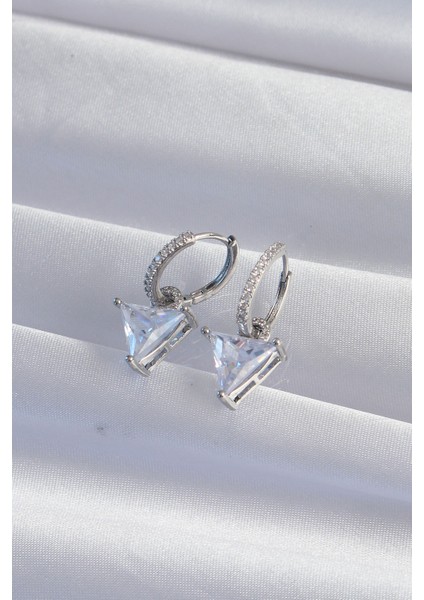 Pirinç Gümüş Renk Üçgen Zirkon Taşlı Sallantılı Halka Küpe - Lisinya fiyatları