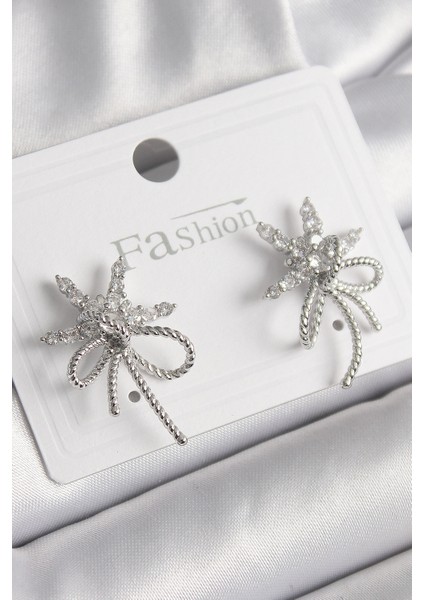 Pirinç Gümüş Renk Zirkon Taşlı Yıldız Düğüm Model Kadın Küpe - Lisinya