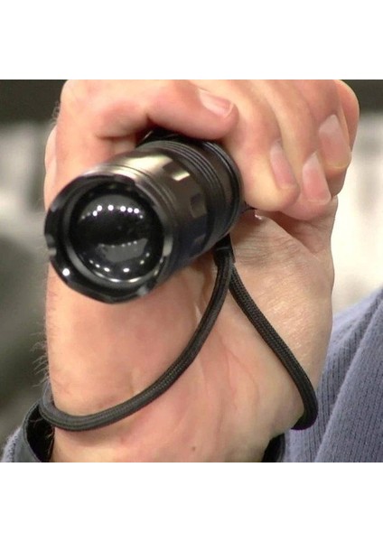 KM-110 Ateşli Aletler Aparatlı Ayarlanabilir Şarjlı Dağ Kamp El Feneri ( Lisinya ) fırsatları