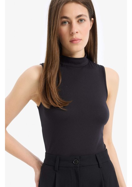 Slim Fit Dar Kesim Yarım Balıkçı Yaka Atlet E4677AX25SP