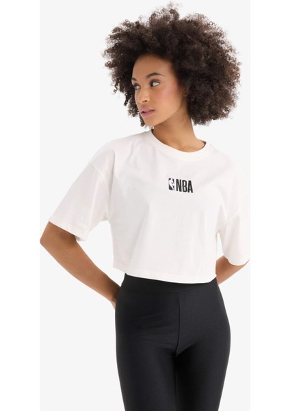Fit NBA Wordmark Oversize Geniş Kalıp Bisiklet Yaka Nakış Baskı Sporcu Kısa Kollu Tişört D8799AX25SP