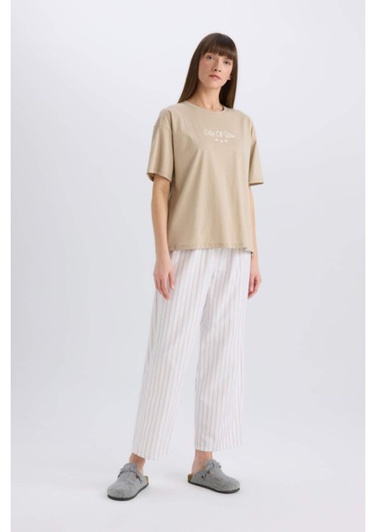 Pijama Takımı Regular Fit Bisiklet Yaka Baskılı Kısa Kollu Üst Çizgili Uzun Alt-Fall in Love E3483AX25SP