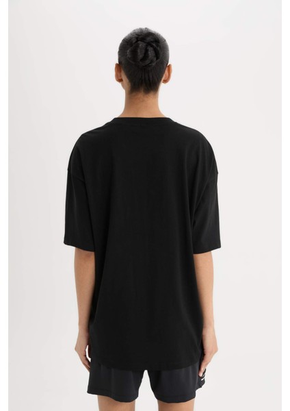 Fit NBA Wordmark Boxy Fit Bisiklet Yaka Kısa Kollu Tişört Z9313AZ25SM