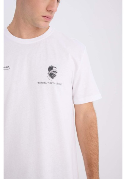 %100 Pamuk Regular Fit Bisiklet Yaka Atatürk Baskılı Kısa Kollu Tişört E5054AX24AU