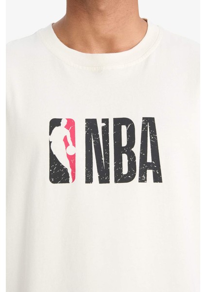 Fit NBA Wordmark Oversize Geniş Kalıp Bisiklet Yaka Kısa Kollu Tişört W6365AZ25SM