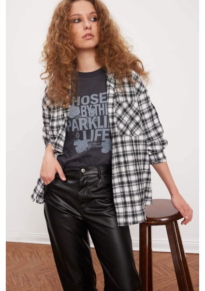 Oversize Geniş Kalıp Kareli Uzun Kollu Gömlek