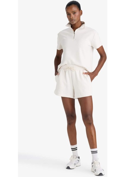 Fit Standart Fit Dik Yaka Modal Kısa Kollu Tişört