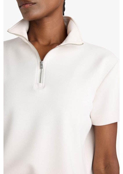 Fit Standart Fit Dik Yaka Modal Kısa Kollu Tişört