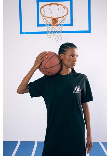 Fit NBA Los Angeles Lakers Oversize Geniş Kalıp Kısa Kollu Pike Midi Elbise B9962AX25SM