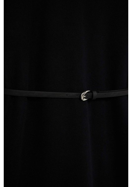 Regular Fit Bisiklet Yaka Uzun Kollu Kemerli Selanik Kumaş Maxi Tesettür Elbise E5790AX25SP