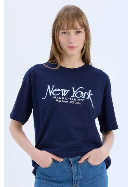 Oversize Geniş Kalıp Bisiklet Yaka Baskılı Kısa Kollu Tişört E5057AX25SP