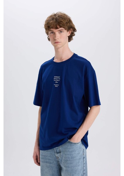 %100 Pamuk Boxy Fit Bisiklet Yaka Sırt Baskılı Kısa Kollu Tişört E4540AX25SM