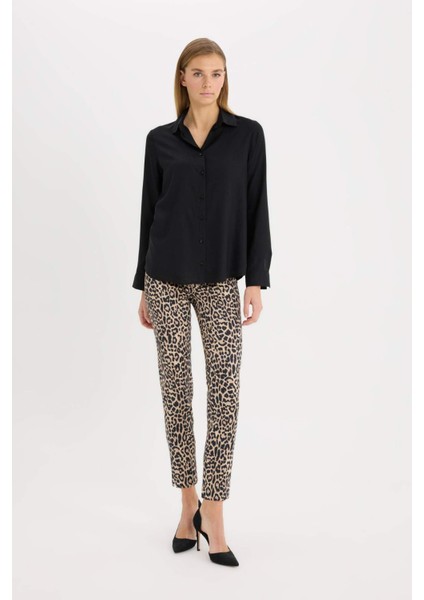 Sigaret Saten Kumaş Pantolon Leopar Desenli Normal Bel Beli Lastikli Düz Paça J8741AZ25SP