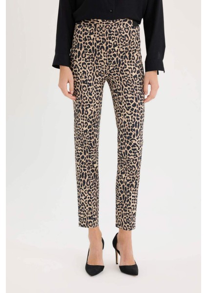 Sigaret Saten Kumaş Pantolon Leopar Desenli Normal Bel Beli Lastikli Düz Paça J8741AZ25SP