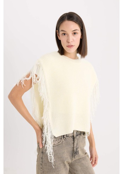 Relax Fit Bisiklet Yaka Selanik Püsküllü Triko Süveter E5568AX24CW