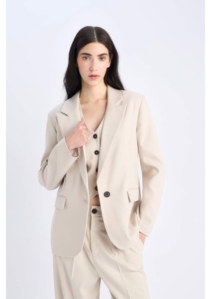 Oversize Geniş Kalıp Düğmeli Basic Düz Blazer Ceket B0490AX25SP