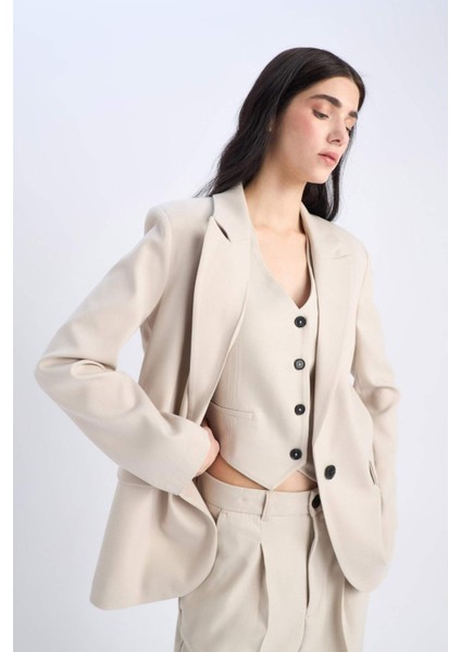 Oversize Geniş Kalıp Düğmeli Basic Düz Blazer Ceket B0490AX25SP