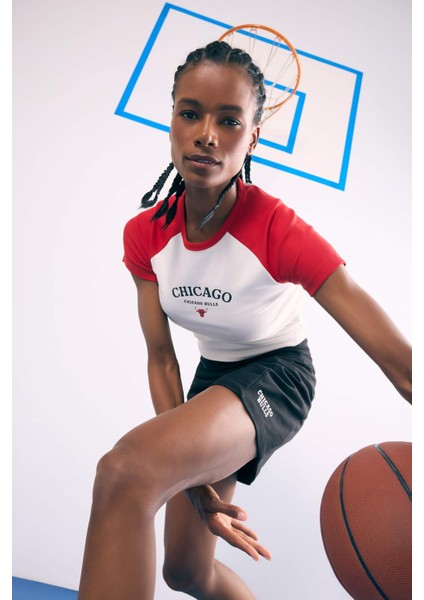 Fit NBA Chicago Bulls Slim Fit Dar Kesim Bisiklet Yaka Sporcu Fitilli Kaşkorse Kısa Kollu Tişört E2359AX25SM