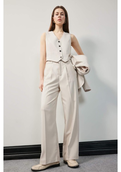 V Yaka Düğmeli Klasik Blazer Yelek C2026AX25SP