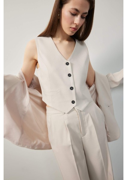 V Yaka Düğmeli Klasik Blazer Yelek C2026AX25SP