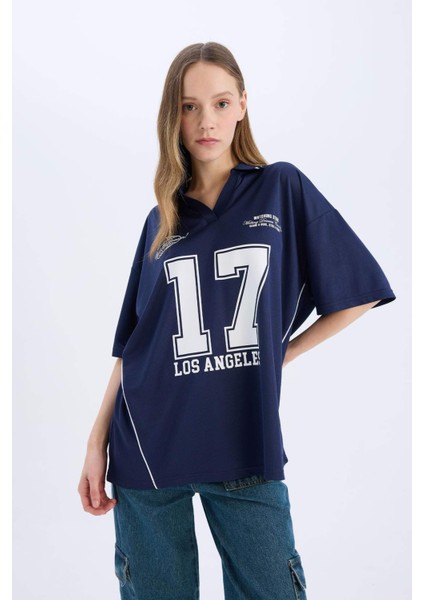 Coool Oversize Geniş Kalıp Polo Yaka Baskılı Forma Kumaşı Kısa Kollu Tişört E5368AX25SM