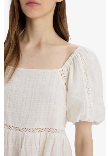 Kare Yaka Pamuklu Kısa Kollu Beyaz Mini Elbise E5390AX25SM