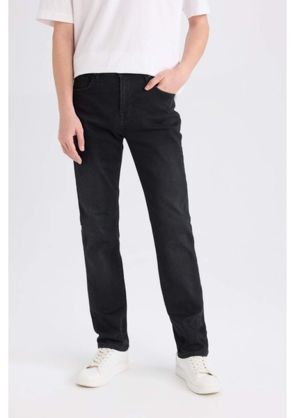 Sergio Regular Fit Esnek Yumuşak Kumaş Normal Kalıp Normal Bel Boru Paça Siyah Jean Pantolon D7335AX25SP
