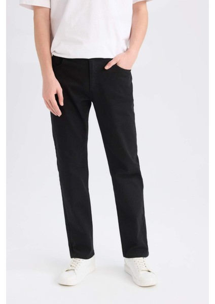 Sergio Regular Fit Solmayan Renk Normal Kalıp Normal Bel Boru Paça Siyah Jean Pantolon E6111AX25SP