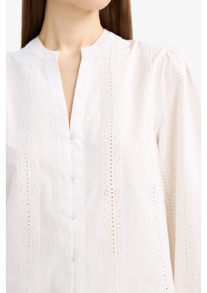 Regular Fit Bisiklet Yaka Brode Uzun Kollu Gömlek